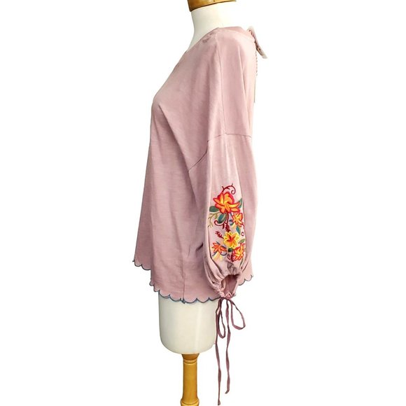 SALE UMGEE NWT Blouse/Top/Shirt Embroidered Drawstring Cuffs Scallop Hem Sz M - Picture 3 of 8